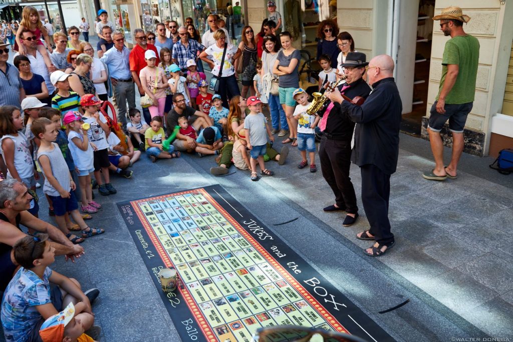 Merano Asfaltart festival degli artisti di strada 2018